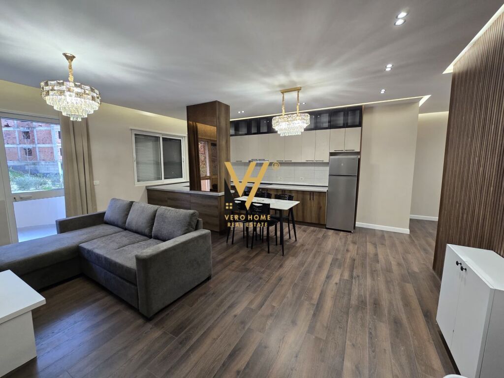 Apartament 2+1 në shitje në Kopshti Botanik i Tiranës, Tiranë, 120 m². Foto 2 nga 3
