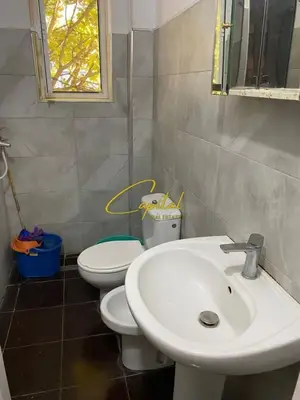 Apartament 2+1 me qera në Vasil Shanto, Tiranë, 70 m². Foto 4 nga 4