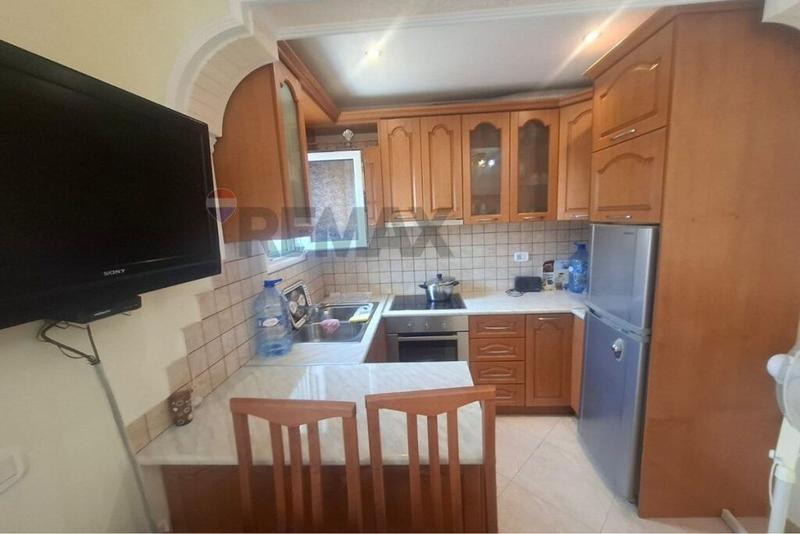Apartament 2+1 me qera në Rruga Hajredin Haxhiraj, Vlorë, 85 m². Foto 5 nga 11
