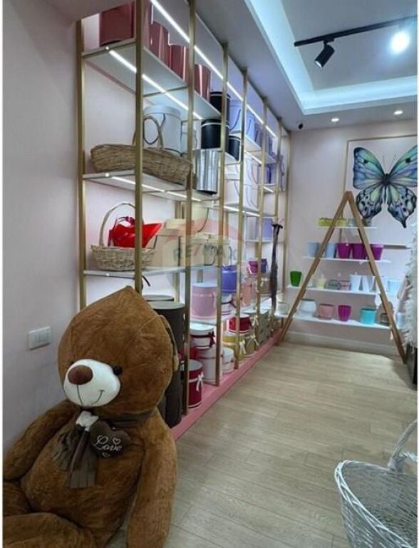 Ambient biznesi në shitje në Rruga Bardhyl, Tiranë, 85 m². Foto 1 nga 3