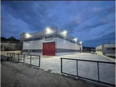 Warehouse for rent in Marikaj, Tirana, 1,070 m². Photo 2 of 2