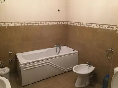 Appartamento 3+1 in affitto a Medreseja, Tirana, 130 m². Foto 5 di 5