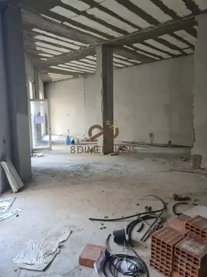 Zyrë në shitje në Liqeni i Thatë, Tiranë, 120 m². Foto 2 nga 2