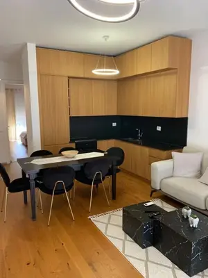 Apartament me qera në TEG, Tiranë, 106 m². Foto 10 nga 11