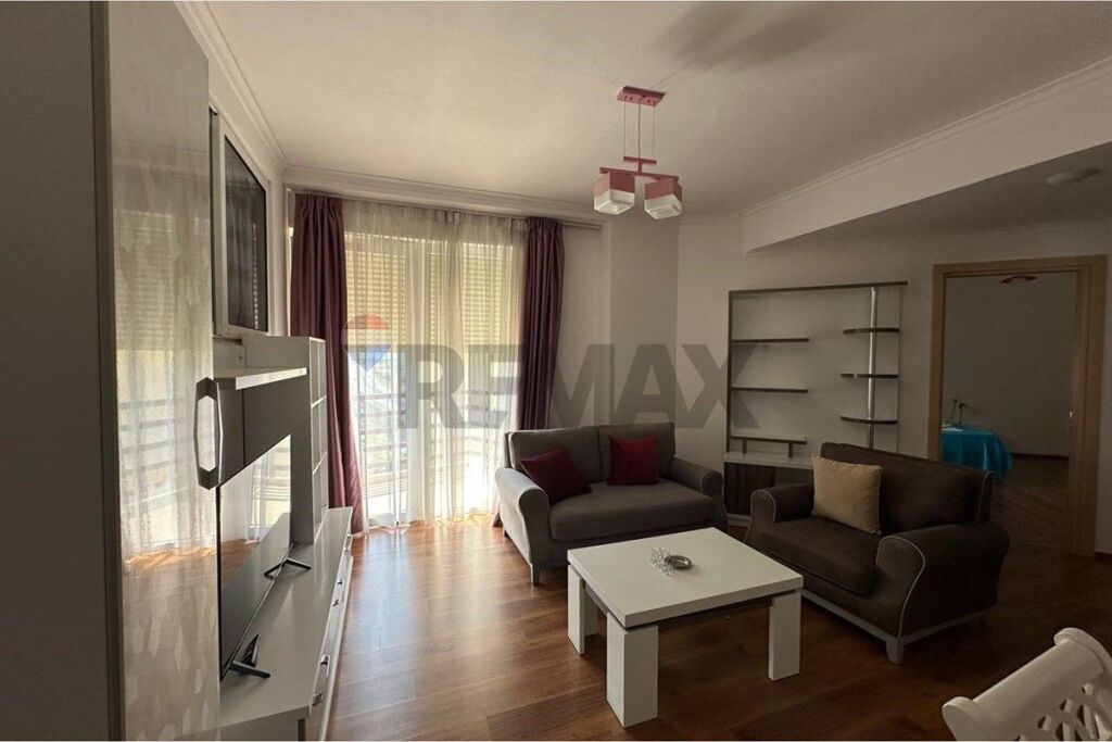 Apartment for sale in Farkë, Tirana, 94 m²