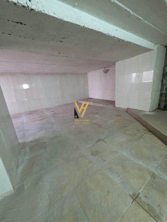 Dyqan në shitje në Sheshi Uillson, Tiranë, 80 m². Foto 3 nga 3