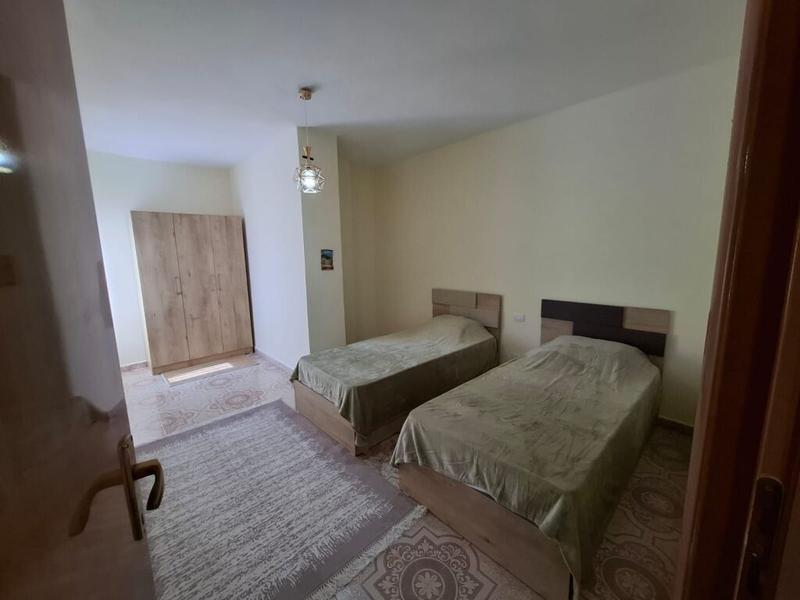 Apartament 2+1 me qera në Tregu i Përditshëm i Fruta Perimeve, Durrës, 90 m². Foto 6 nga 9