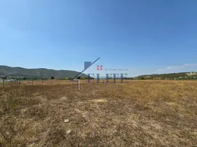 Tokë në shitje në Vishaj, Tiranë, 8 000 m². Foto 2 nga 3