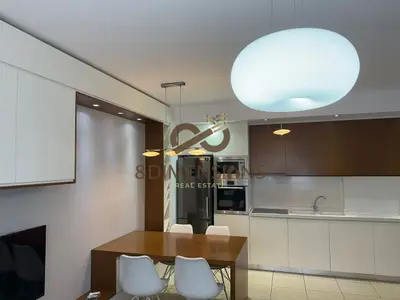 Apartament 1+1 me qera në Medreseja, Tiranë, 70 m². Foto 2 nga 8