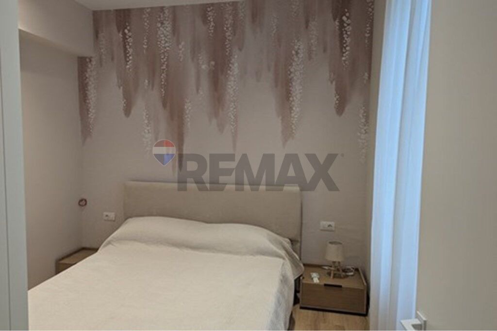 Apartment for sale in Kopshti Botanik, Tirana, 56 m². Photo 3 of 3