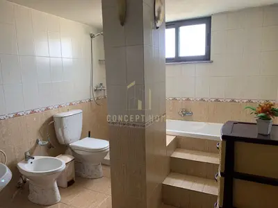 Apartament 2+1 me qera në Kodra e Priftit, Tiranë, 150 m². Foto 9 nga 10