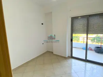 Apartament 1+1 në shitje në Centrale, Vlorë, 70 m². Foto 2 nga 4