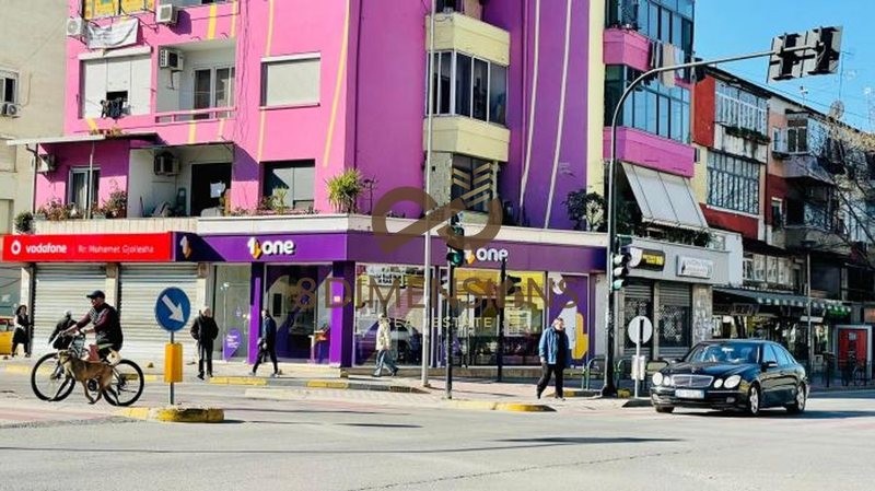 Negozio in affitto a 21 Dhjetori, Tirana, 80 m²