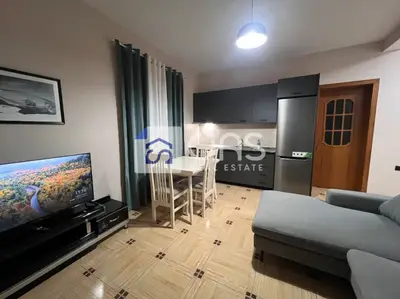 Apartament 1+1 me qera në Jordan Misja, Tiranë, 69 m². Foto 2 nga 3