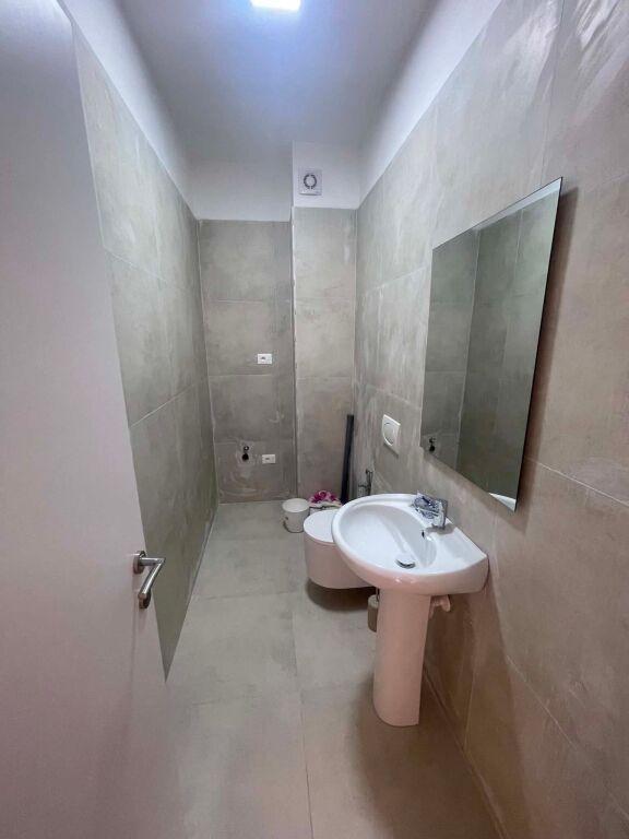Apartament 2+1 me qera në Rruga Egnatia, Tiranë, 92 m². Foto 4 nga 5