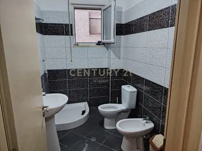 Studio for sale in Qendër, Shkodër, 80 m². Photo 5 of 5