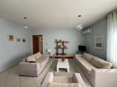 Apartament 2+1 në shitje në Rruga e Barrikadave, Tiranë, 109 m². Foto 4 nga 12