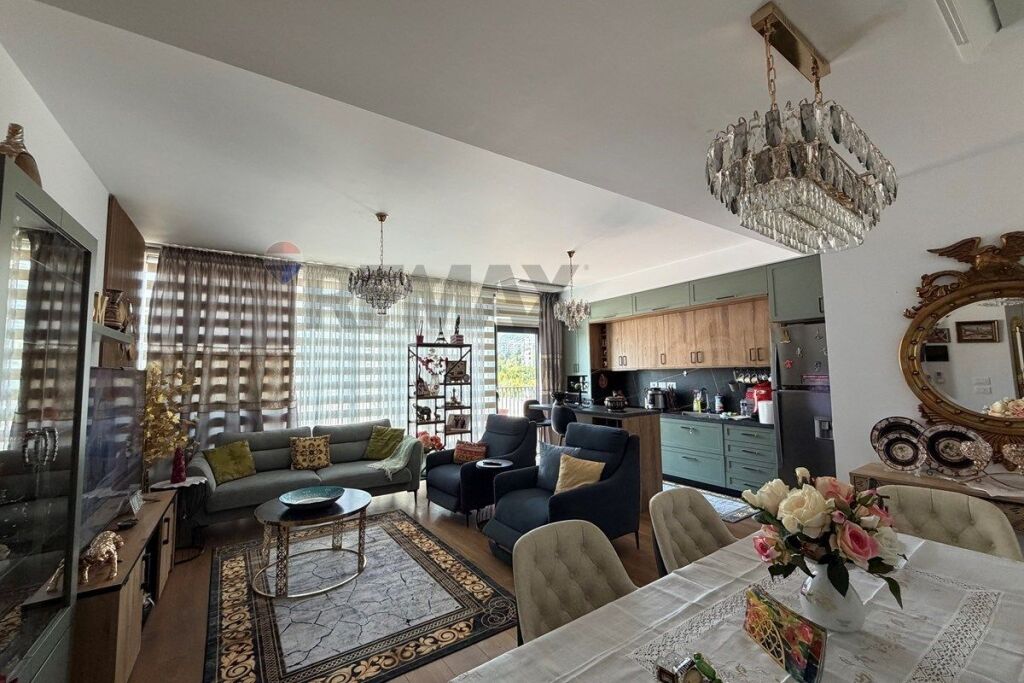 Apartment for rent in Rruga e Kosovarëve, Tirana, 130 m²