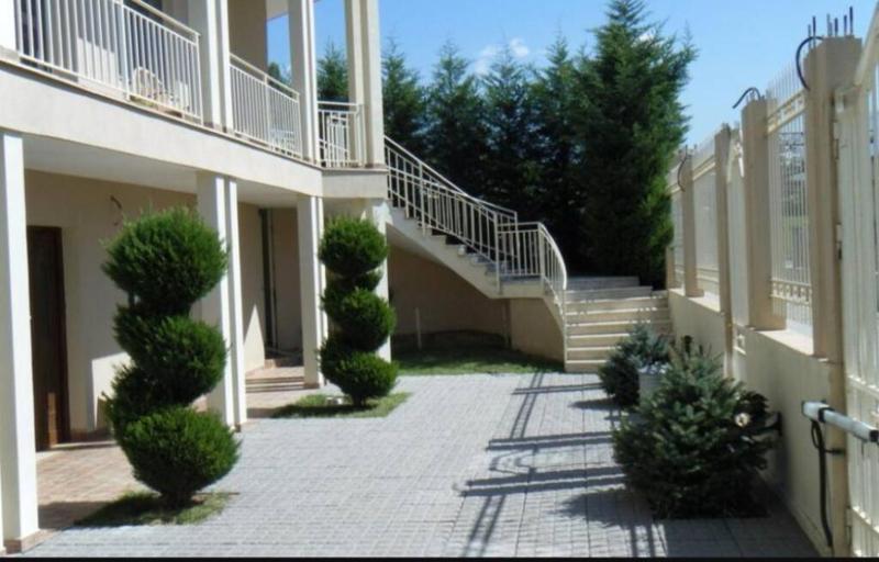 Vilë në shitje në Rruga Elbasanit, Tiranë, 560 m². Foto 8 nga 12