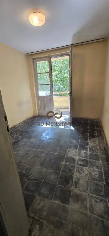 Appartamento 2+1 in vendita a 21 Dhjetori, Tirana, 72 m²