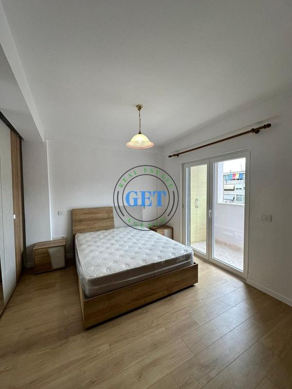 Apartament 3+1 në shitje në Tregu i Fruta-Perimeve, Durrës, 120 m². Foto 6 nga 12