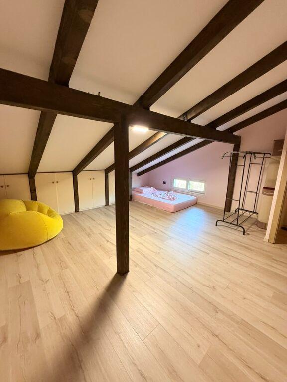 Vilë me qera në Petrelë, Tiranë, 180 m². Foto 5 nga 11