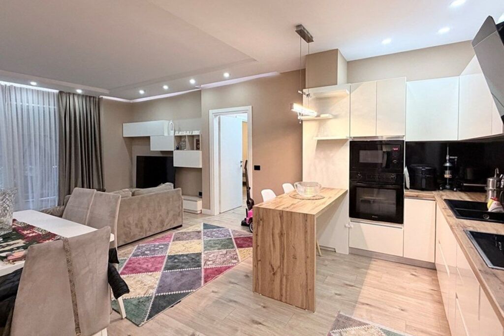 Appartamento in vendita a Komuna e Parisit, Tirana, 114 m². Foto 2 di 3