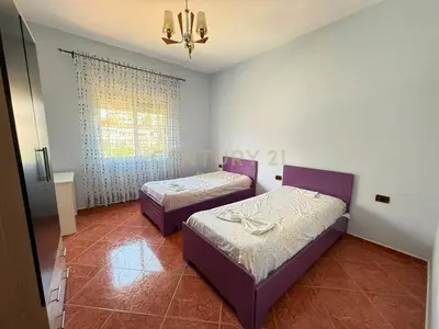 Apartament 2+1 me qera në Vilat Gjermane, Tiranë, 110 m². Foto 4 nga 6