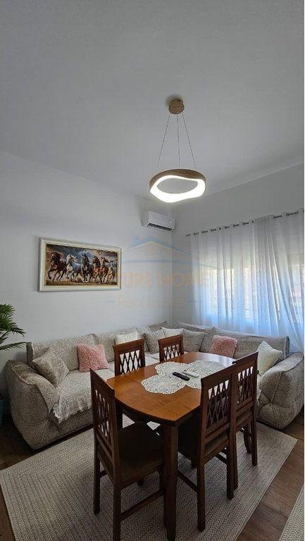 Apartment 2+1 for rent in Bulevardi Dyrrah, Durrës, 64 m²