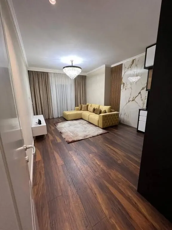 Appartamento 1+1 in affitto a Rruga Pavaresia, Durazzo, 73 m²