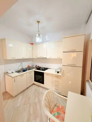 Shtëpi private 3+1 në shitje në Rruga 17 Janari, Durrës, 200 m². Foto 2 nga 8