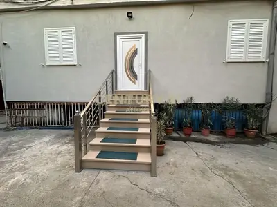 Commercial space for sale in Plazh, Durrës, 130 m². Photo 5 of 12