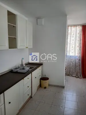 Apartament 2+1 me qera në Vasil Shanto, Tiranë, 75 m². Foto 2 nga 7