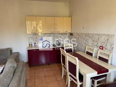 Apartament 2+1 me qera në Rruga e Kavajës, Tiranë, 120 m². Foto 3 nga 5