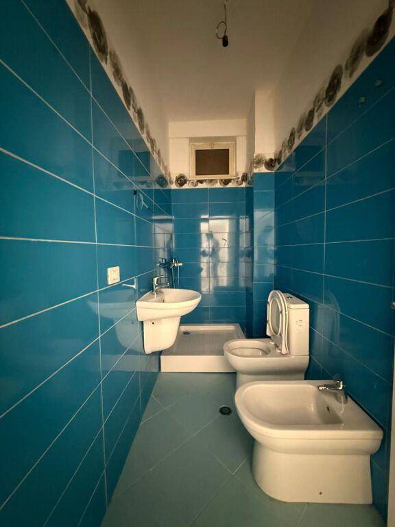 Apartament 2+1 në shitje në Qendra e Formimit Profesional ish URT Durres, Durrës, 140 m². Foto 6 nga 12