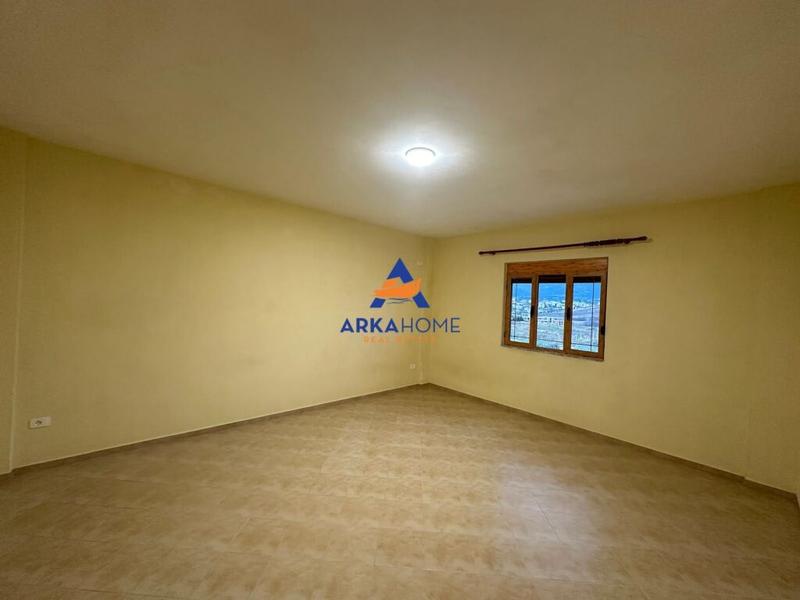 Villa in affitto a Farkë, Tirana, 500 m². Foto 9 di 12