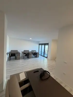 Office for rent in Bulevardi i Ri, Tirana, 105 m². Photo 2 of 3