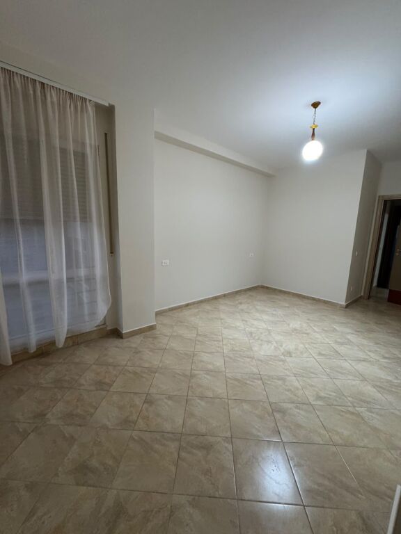 Appartamento 2+1 in affitto a Tregu Elektrik, Tirana, 100 m². Foto 3 di 3