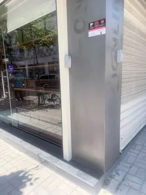 Dyqan në shitje në Rruga Qemal Stafa, Tiranë, 24 m². Foto 1 nga 2