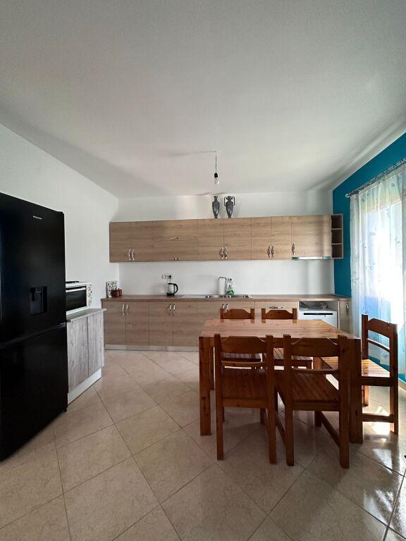 Shtëpi private në shitje në Ish Fabrika e Tullave, Vlorë, 305 m². Foto 11 nga 12