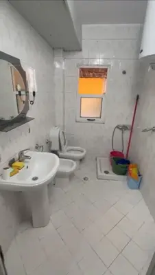 Appartamento 1+1 in affitto a Porcelan, Tirana, 60 m². Foto 6 di 7