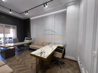 Zyrë me qera në Rruga e Kavajës, Tiranë, 59 m². Foto 3 nga 11