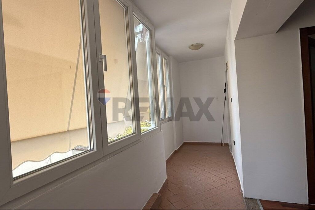 Apartment for rent in Vasil Shanto, Tirana, 65 m². Photo 3 of 3