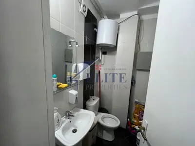 Zyrë me qera në Pazari i Ri, Tiranë, 72 m². Foto 9 nga 9