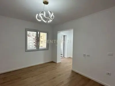 Apartament 1+1 në shitje në Tregu Elektrik, Tiranë, 63 m². Foto 8 nga 8
