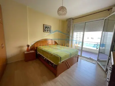 Apartament 1+1 në shitje në Parku Zoologjik i Tiranës, Tiranë, 69 m². Foto 2 nga 4