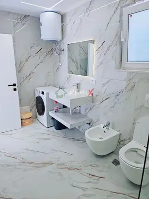 Apartament 2+1 me qera në Rruga Mili Goga, Durrës, 95 m². Foto 3 nga 12