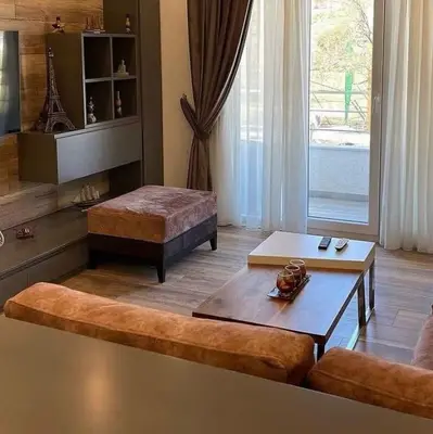 Apartament 3+1 me qera në Parku Zoologjik i Tiranës, Tiranë, 140 m². Foto 2 nga 5