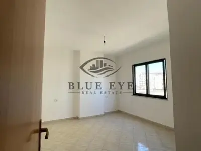 Apartament 2+1 në shitje në Markata Fruta Perimeve & Bylmet, Durrës, 111 m². Foto 7 nga 8