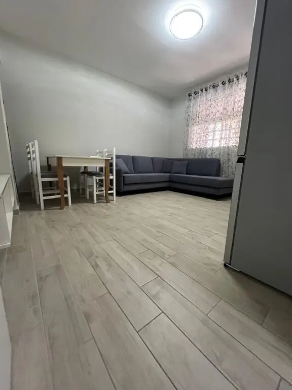 Appartamento 2+1 in affitto a Conad, Durazzo, 80 m²